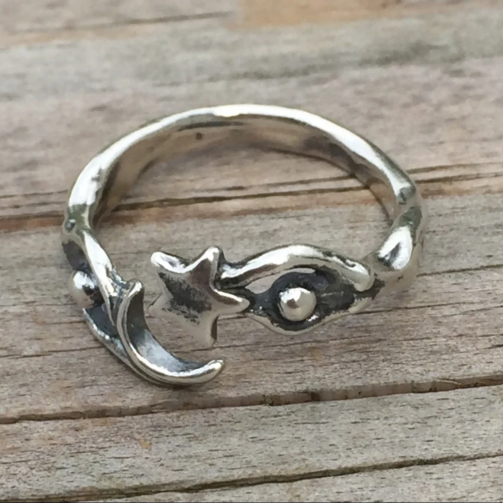 Moon Dancer Ring .925 Sterling Silver Adjustable 5 - 6.5 made in USA - Picture 1 of 15
